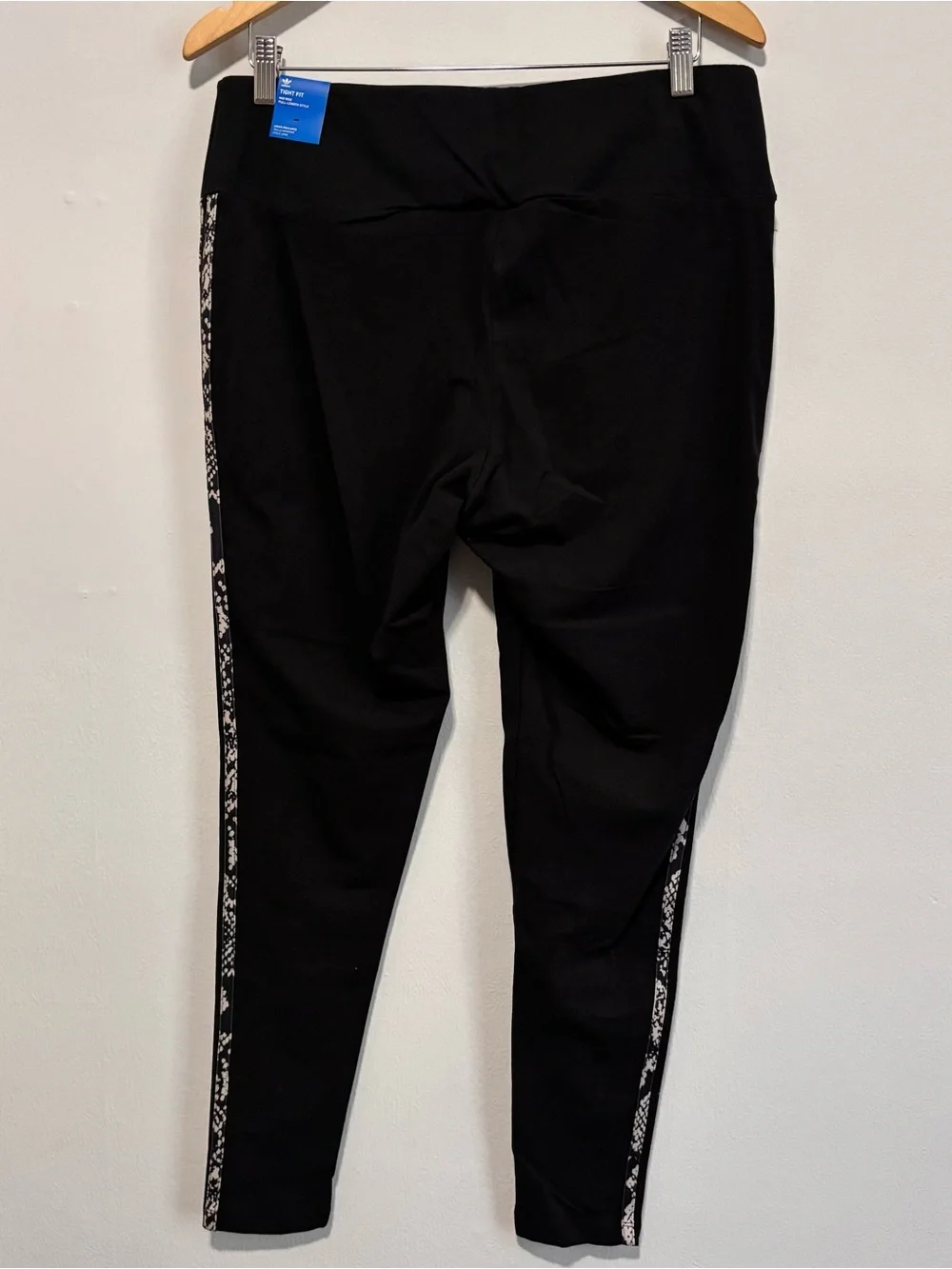 Adidas - Women's 3-Stripes Print Leggings (Plus Size) - Picture 6 of 7